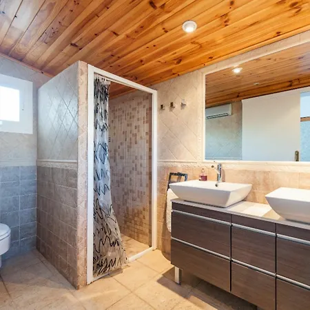Villa Rovet *