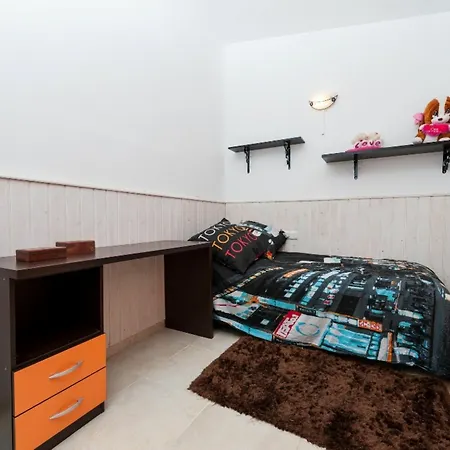 Rovet Villa